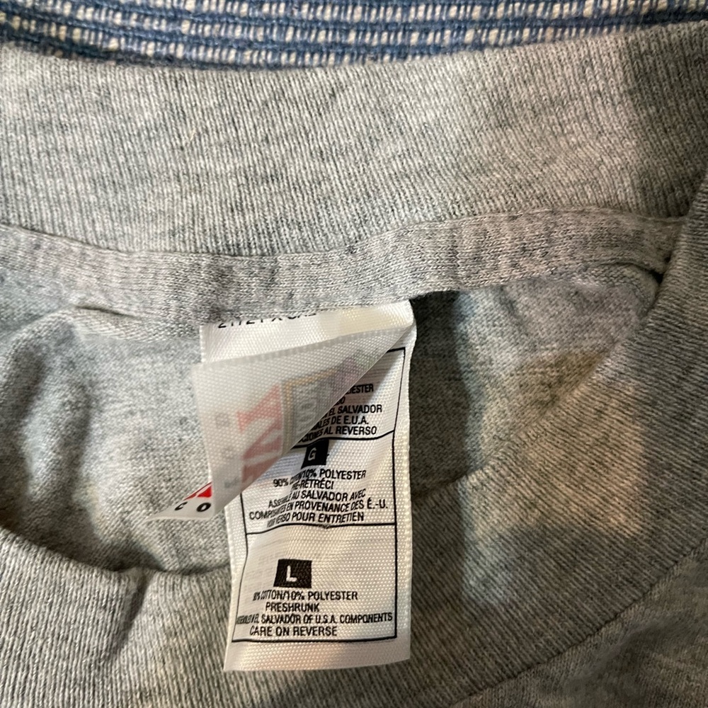 Gray mens Shirt with Farmhouse Print. Size L.  NWOT! - Picture 4 of 5